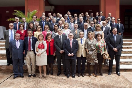 Antonio Mingorance Gutiérrez, nuevo presidente del Consejo Andaluz de Colegios Oficiales de Farmacéuticos Antonio Mingorance Gutiérrez, nuevo presidente del Consejo Andaluz de Colegios Oficiales de Farmacéuticos